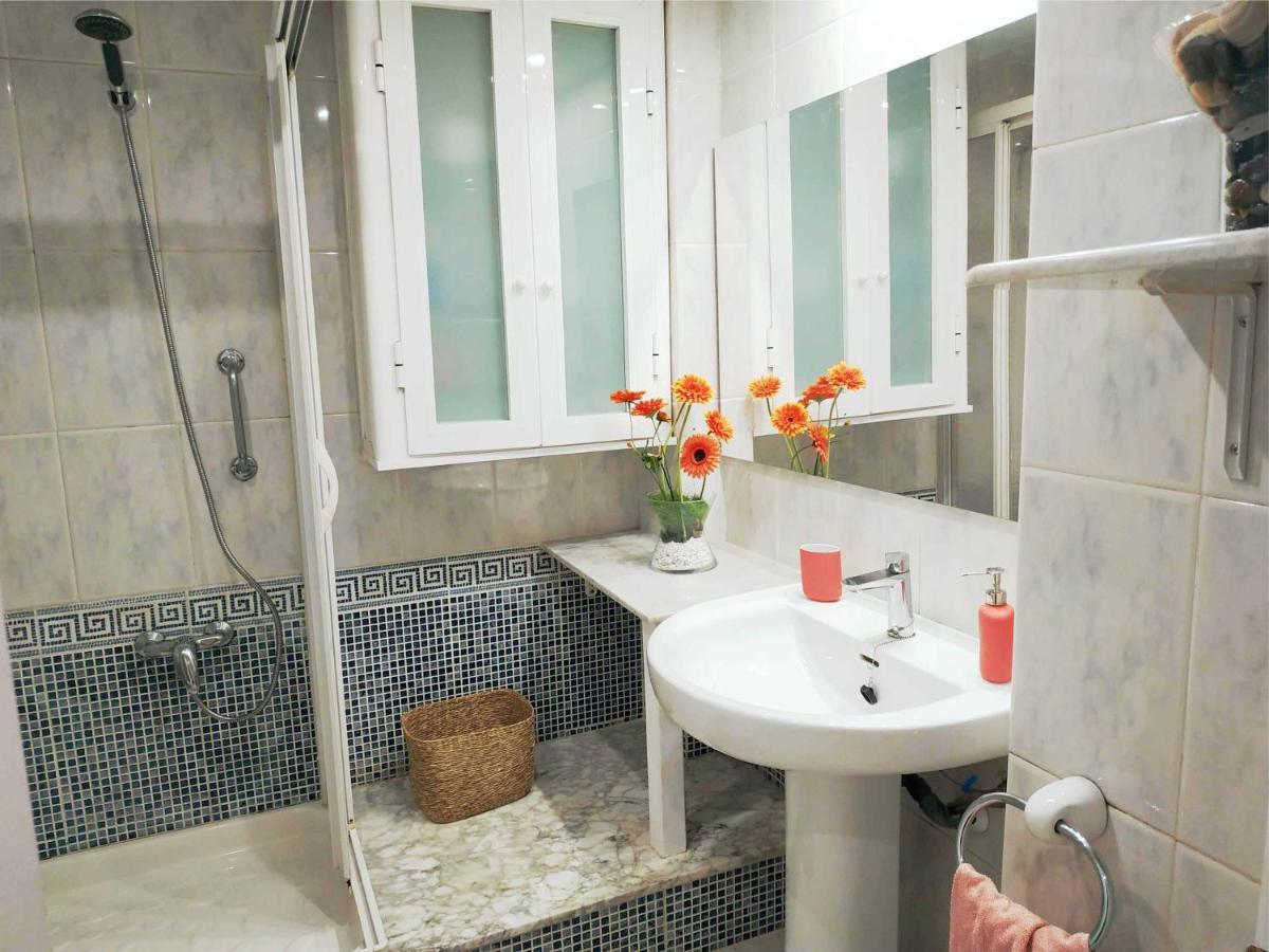 Apartamento En El Centro De Калафелл Экстерьер фото