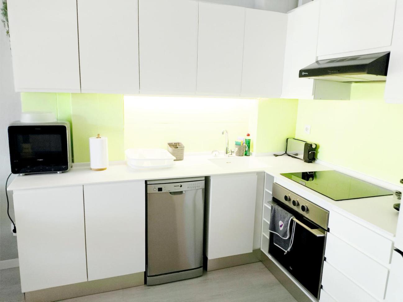 Apartamento En El Centro De Калафелл Экстерьер фото